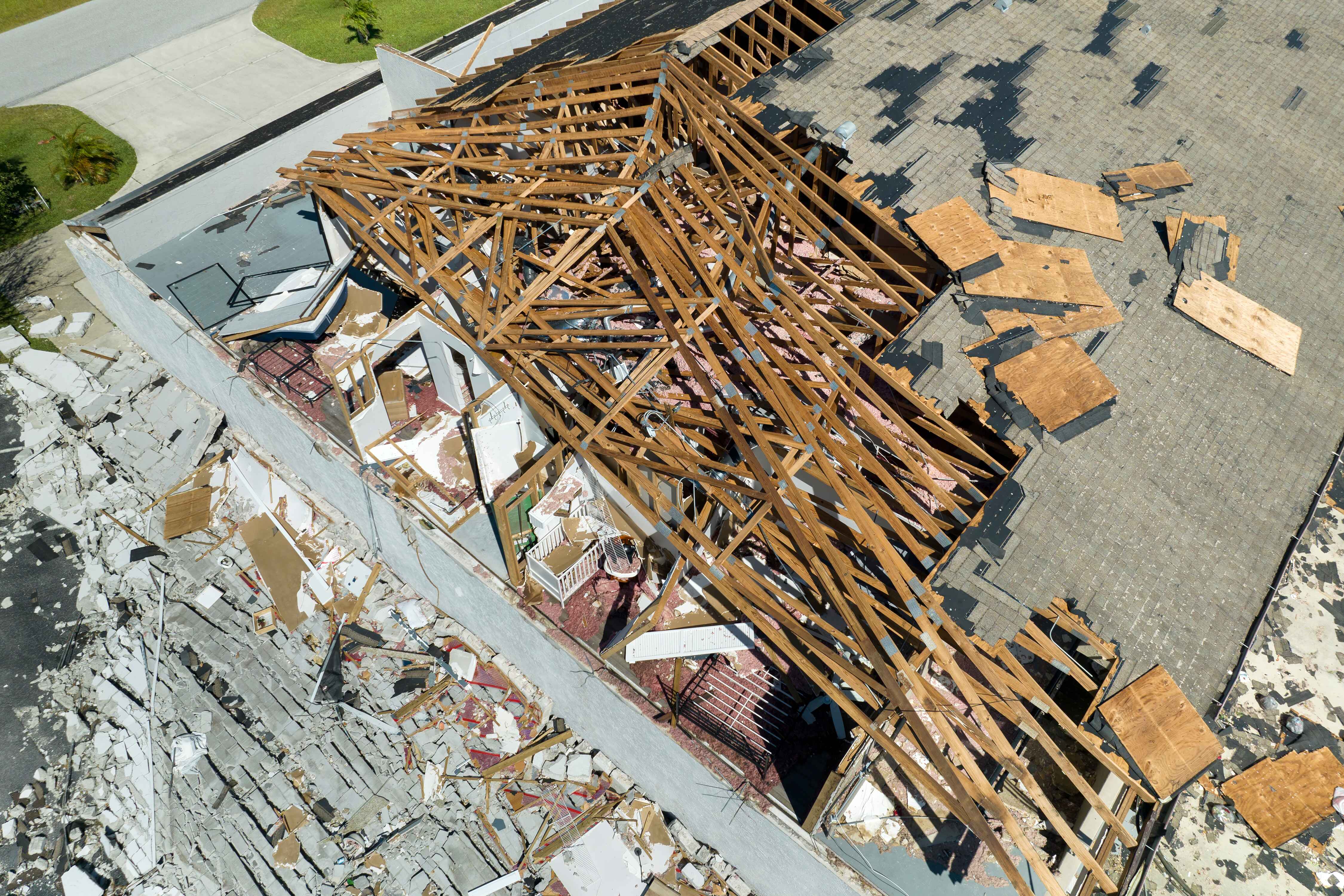 Roofing_Services_servicePage_serviceData_lists_4_imageUrl_xJBotFltT